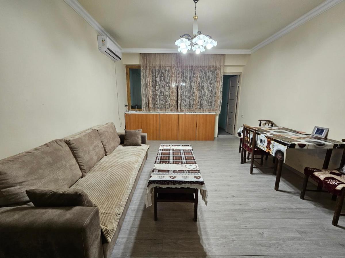 Sunny Apartment Close To Erebuni Mall Erevan Exterior foto